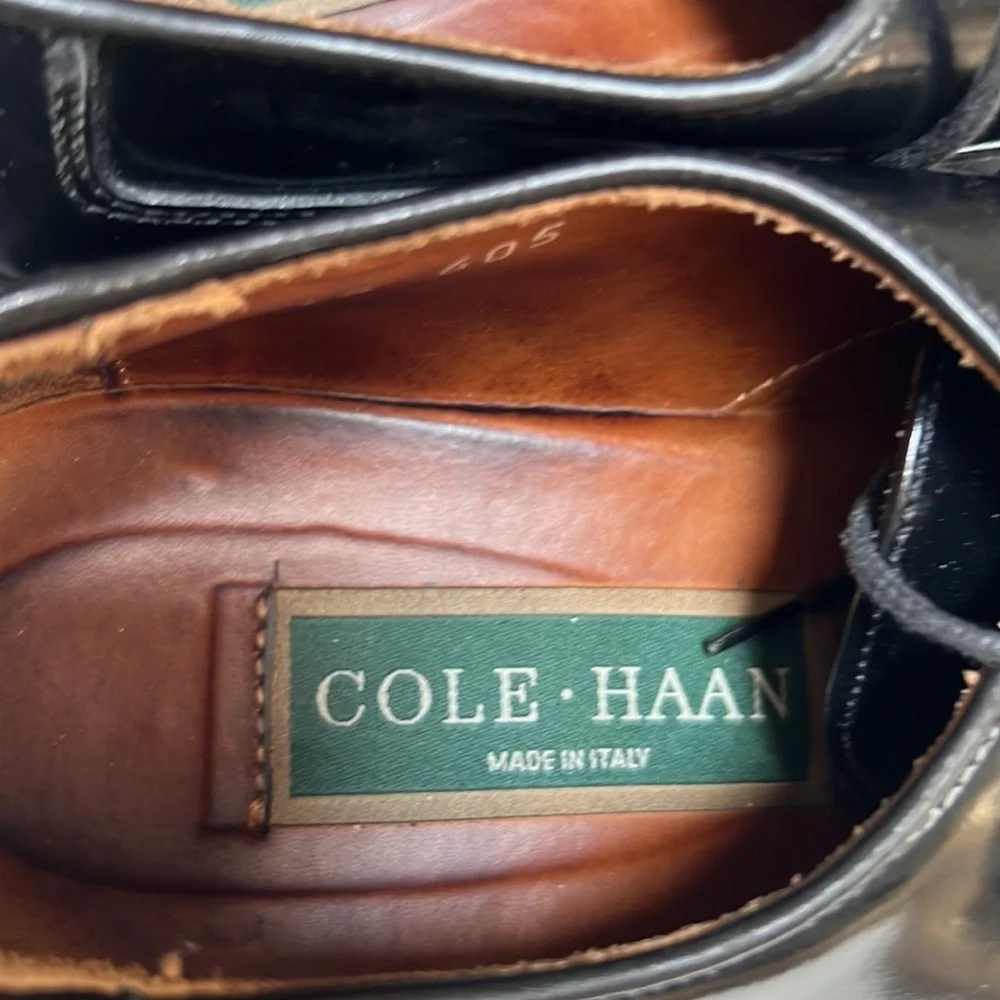 COLE HANN - Italian made dressy shoe